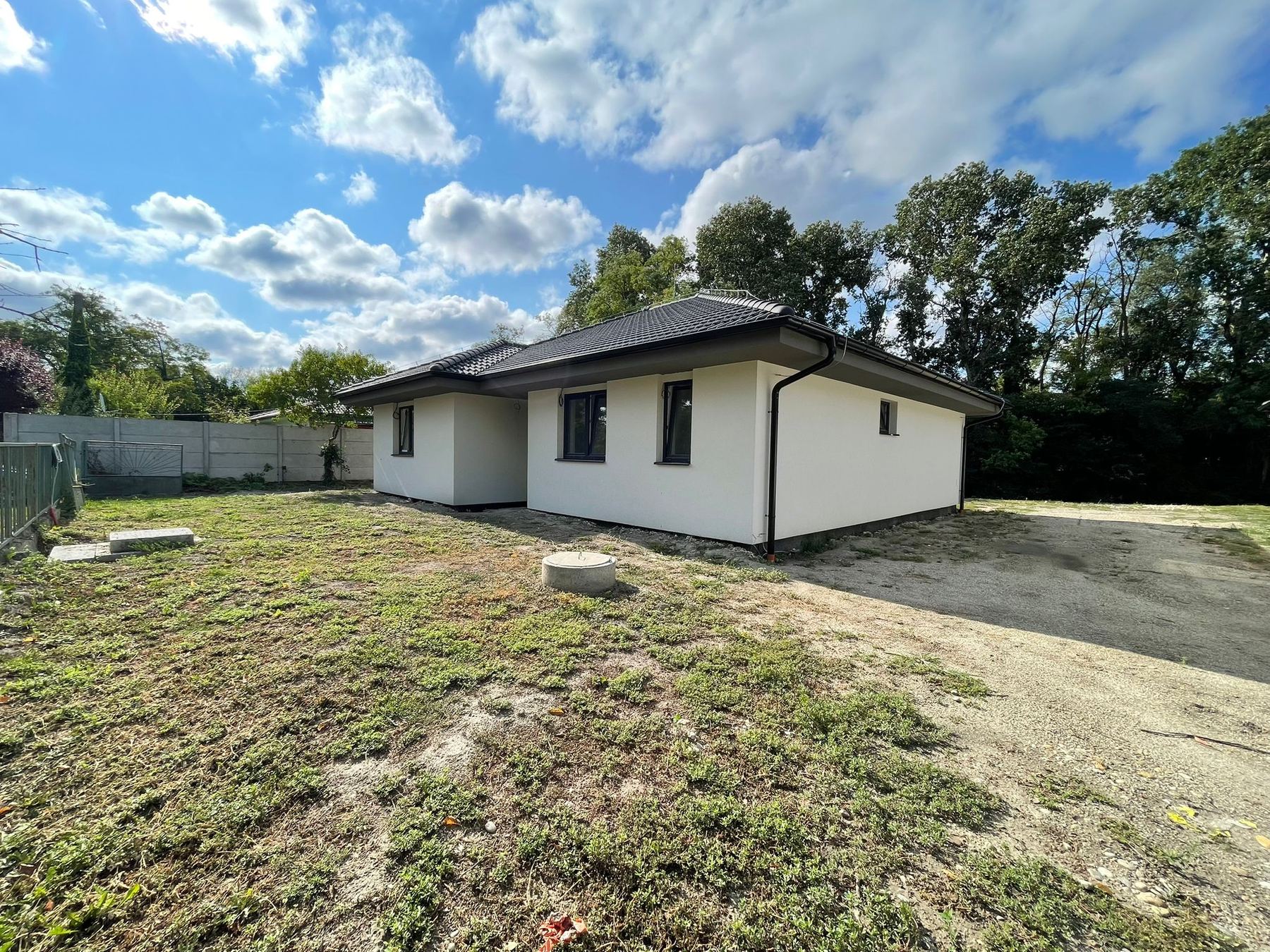 Sládkovičovo – 90 m