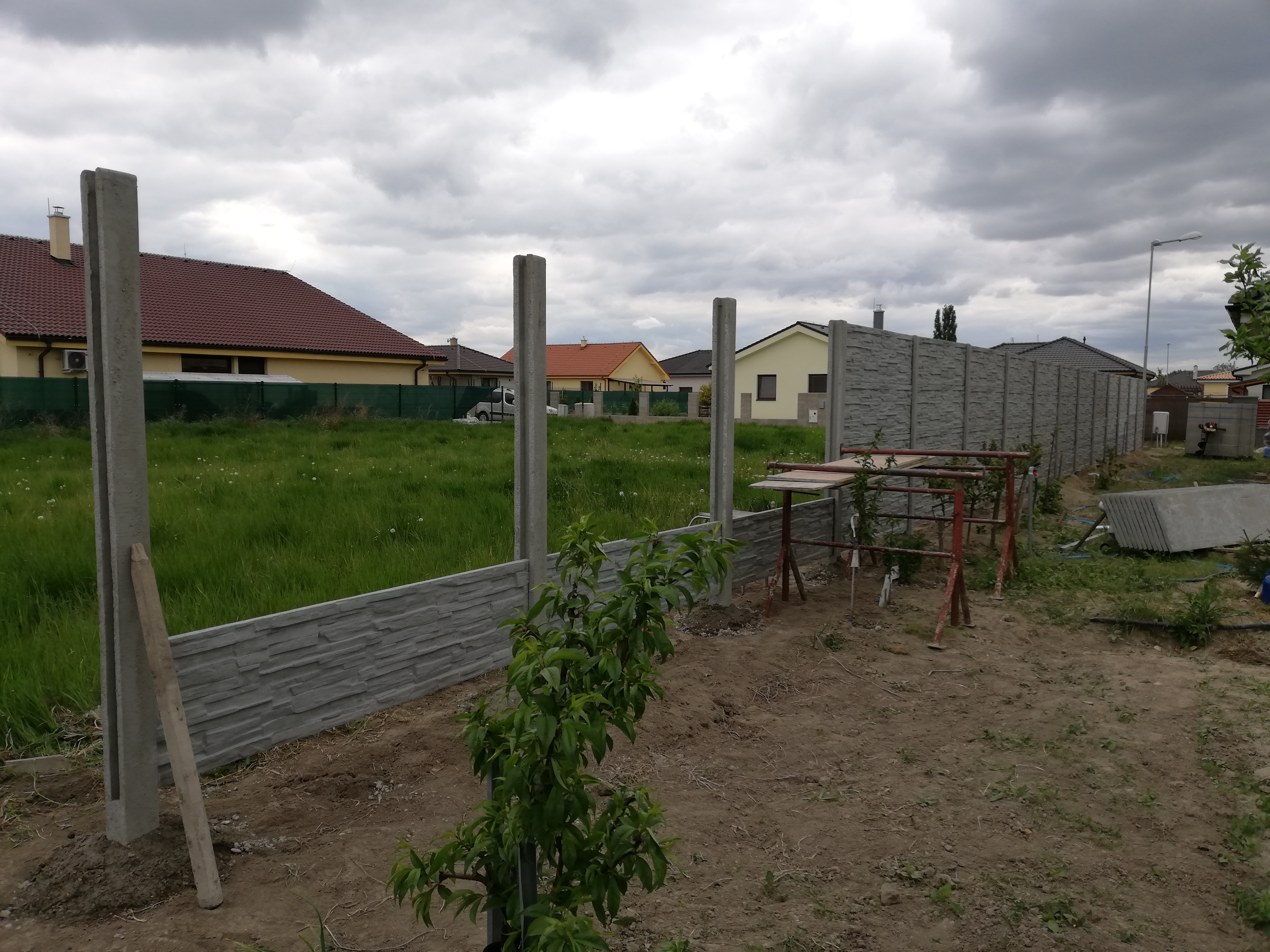 Betónový plot – 42 m (Galanta) – náhľad 3